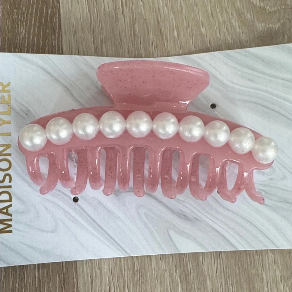 Madison Tyler Glitter Pearl Claw Clip Set NEW 🏷️